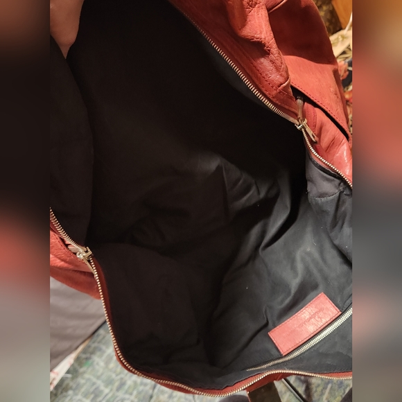 🔥XTRA LARGE BALENCIAGA CRINKLED LAMBSKIN TOTE #147178 2123 MADE IN ITALY 🔥 - Picture 13 of 16